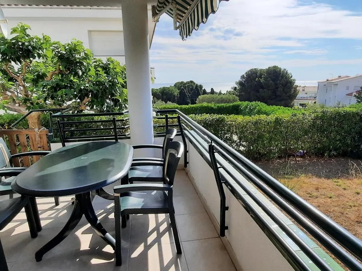 Apartamento Tranquilo Con Terraza Y Jardin Cerca De La Playa - Es-170-47 Llança Apartment